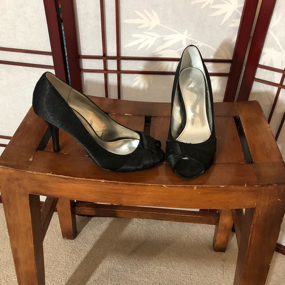 Nina Black Peep Toe Heels - Picture 2 of 4